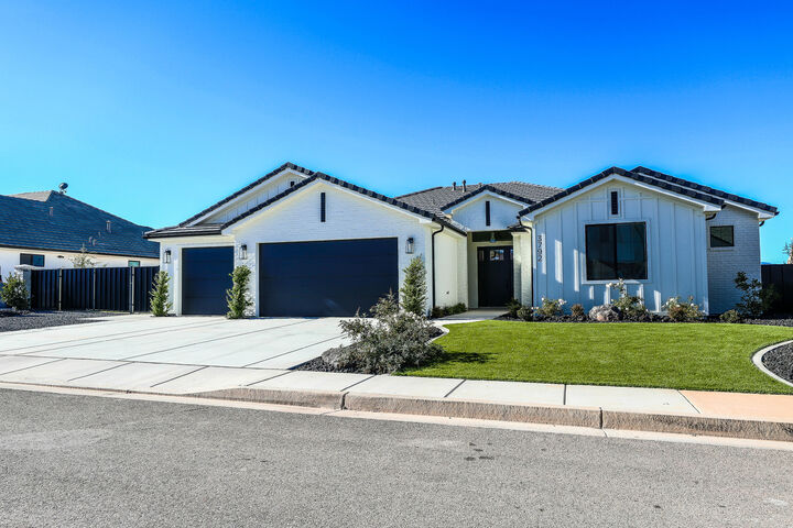 Property Photo: 3792 S Kennedy Ln UT 84780