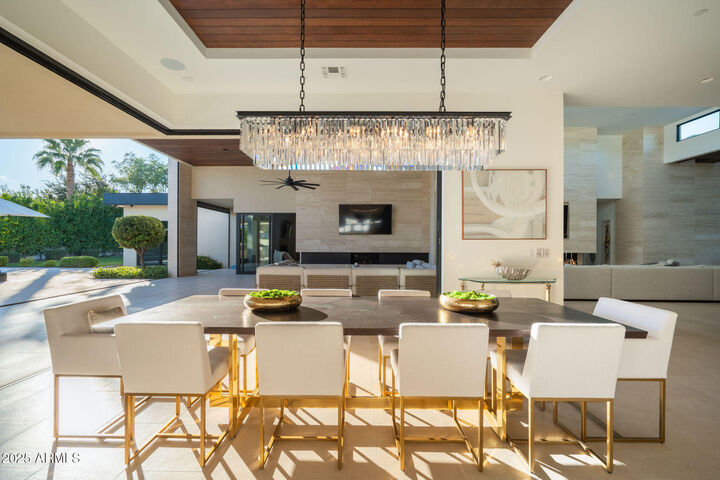 Property Photo:  5333 E Via Los Caballos --  AZ 85253 