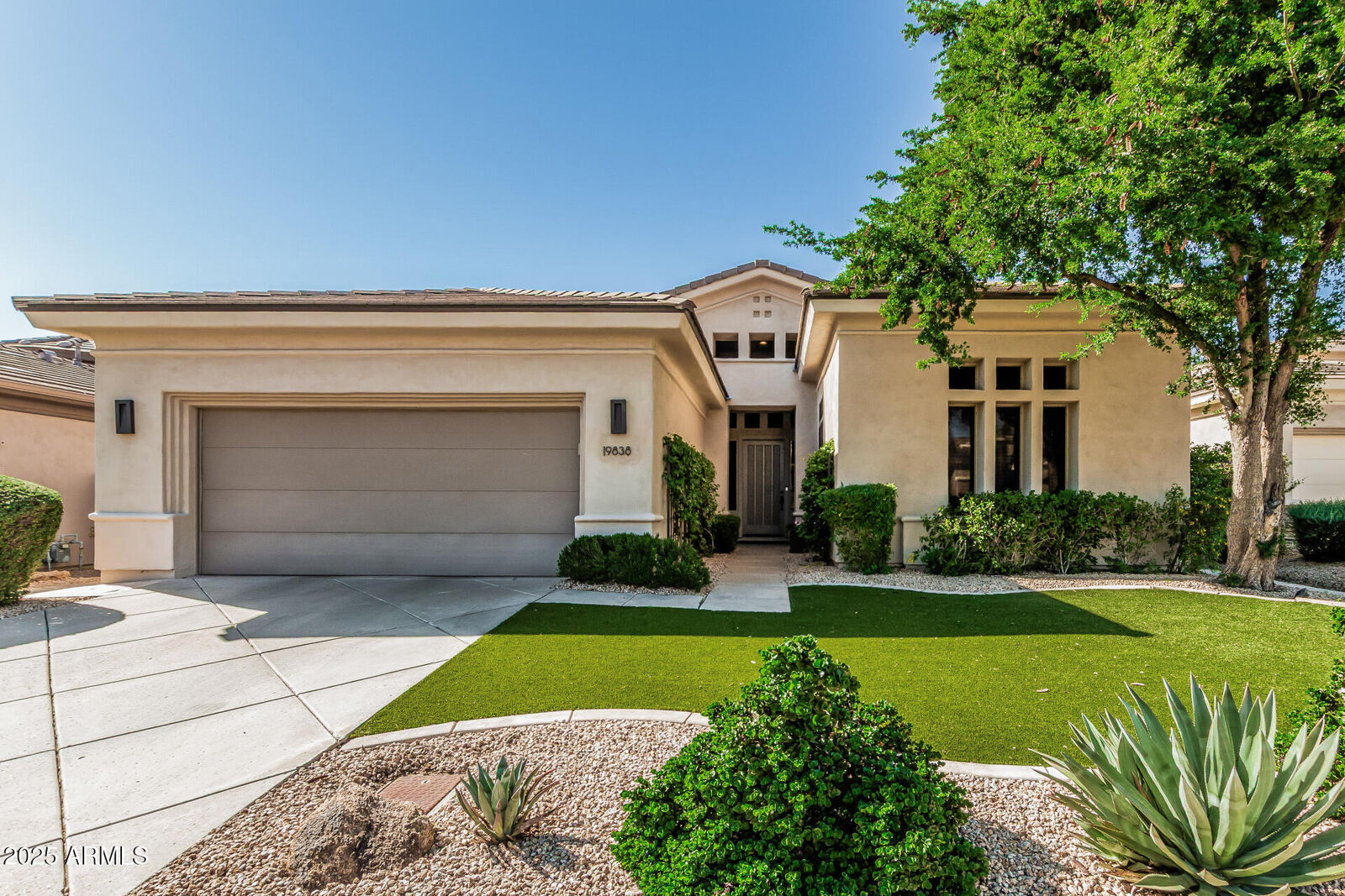 Property Photo: 19838 N 84th Street AZ 85255