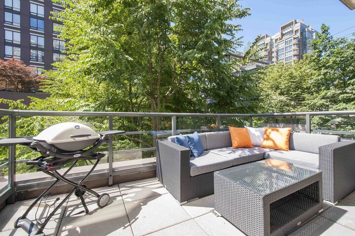 Property Photo: 1001 Homer Street 307 BC V6B 1M9