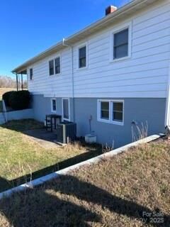 Property Photo: 897 Calloway Road NC 28092