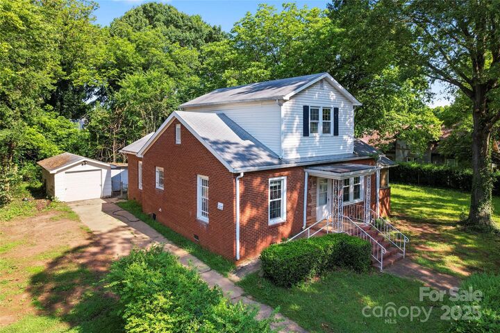 Property Photo: 317 Campus Street NC 28216