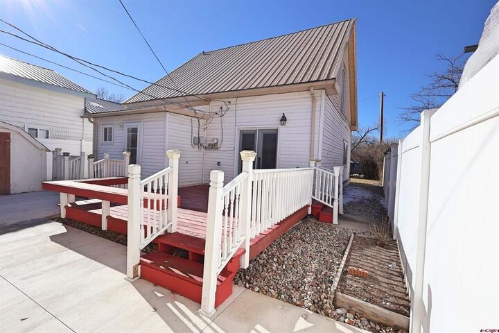 Property Photo:  1018 State Avenue  CO 81101 