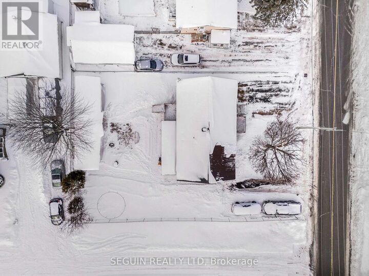 Property Photo:  586-588 Bolt Road  ON K0B 1A0 