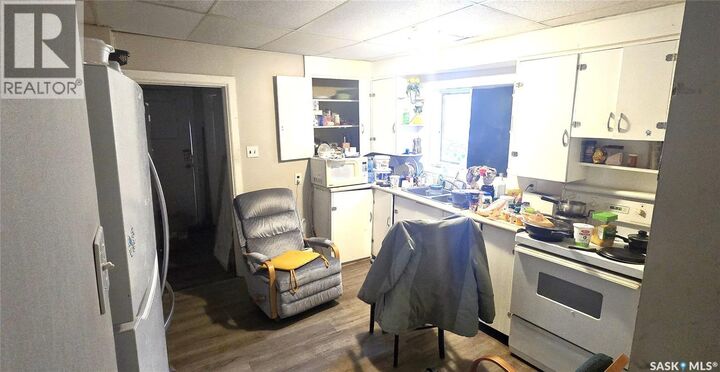 Property Photo: 1450 Alexandra Street SK S4T 4N8