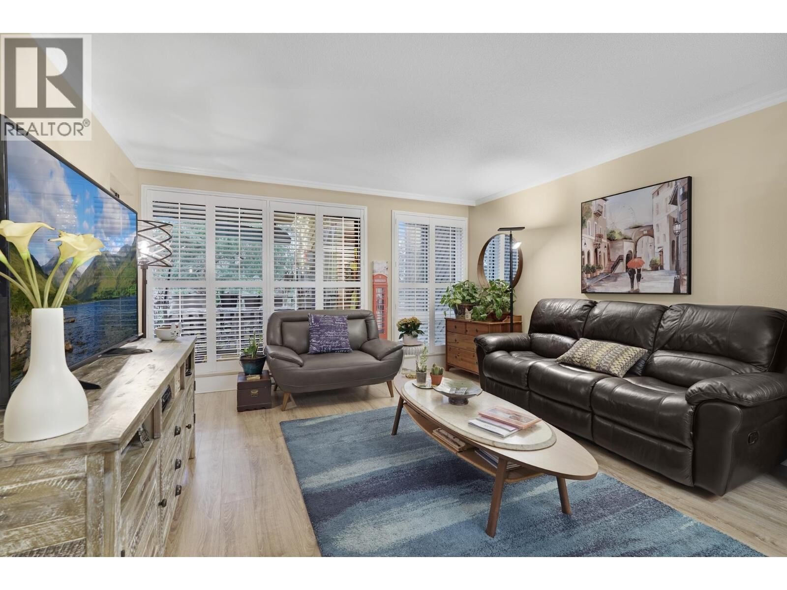 Property Photo:  9300 Glenacres Drive 202  BC V7A 1Y8 