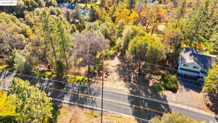 Property Photo:  19364 Ferretti Rd  CA 95321 