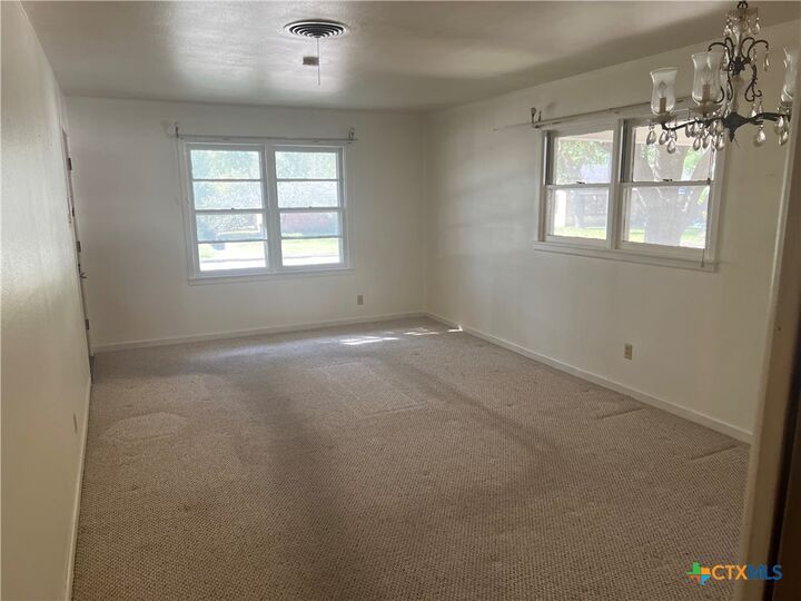 Property Photo: 206 W Young TX 76501