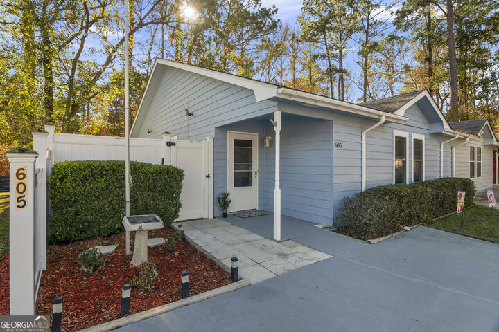 Property Photo:  605 Palmetto Trace  GA 31313 