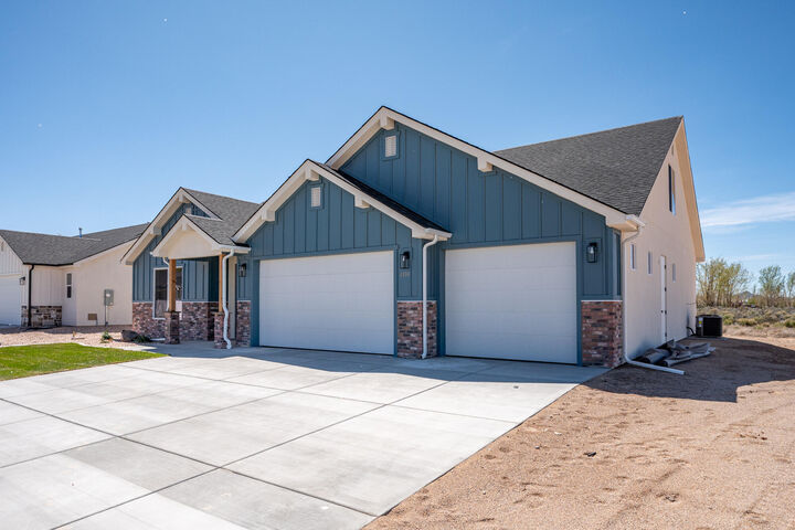 Property Photo:  4939 N 10 E  UT 84721 
