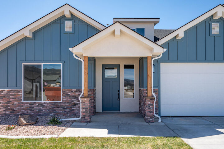 Property Photo:  4939 N 10 E  UT 84721 