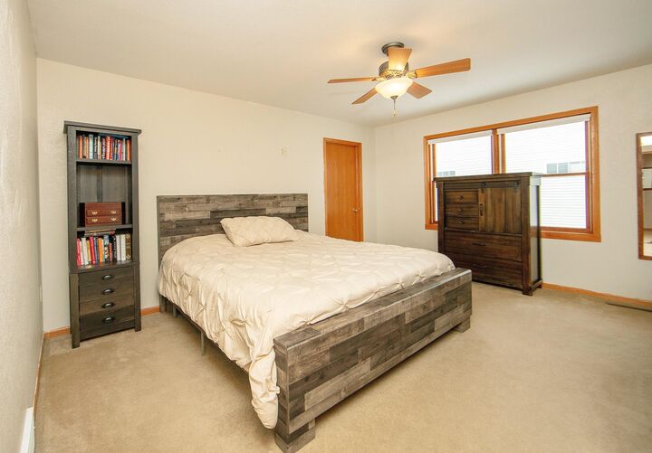 Property Photo: 1406 Leitha Terrace IA 50677