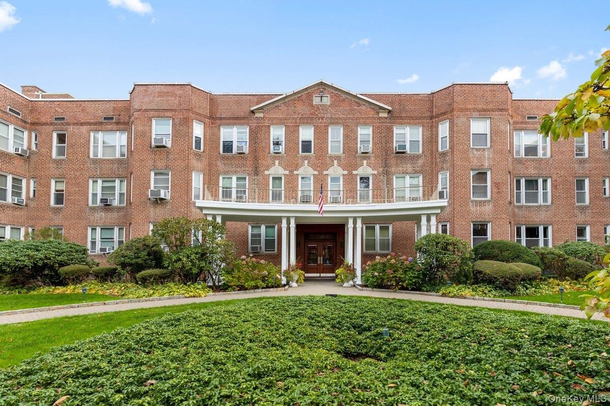 Property Photo: 2 Overlook Road 1b7a NY 10605
