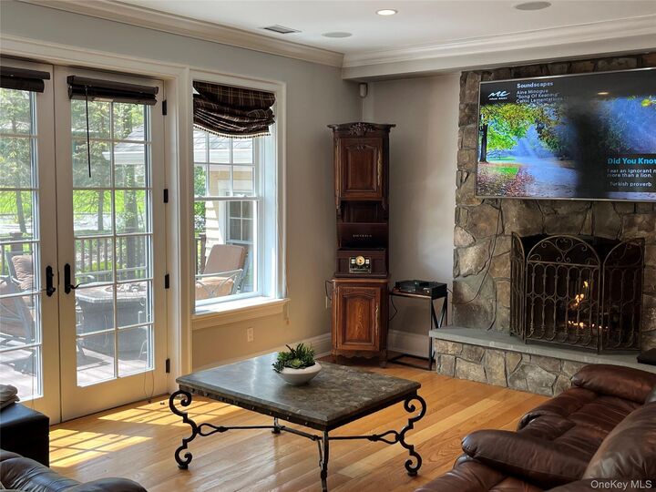 Property Photo:  38 Lincoln Avenue  NY 10573 