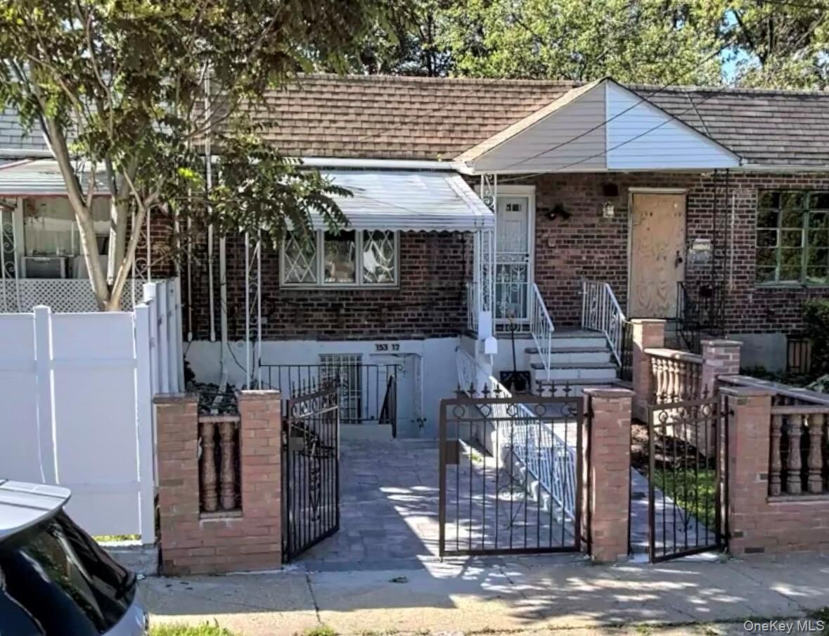 Property Photo:  153-17 111th Avenue  NY 11433 