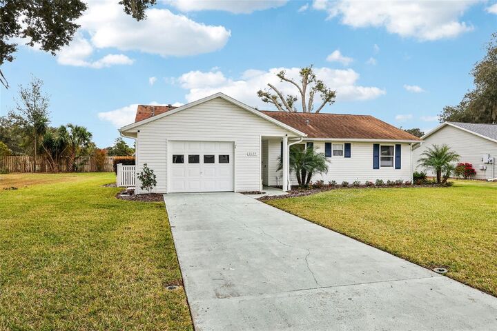 Property Photo:  1605 Selkirk Drive  FL 34788 