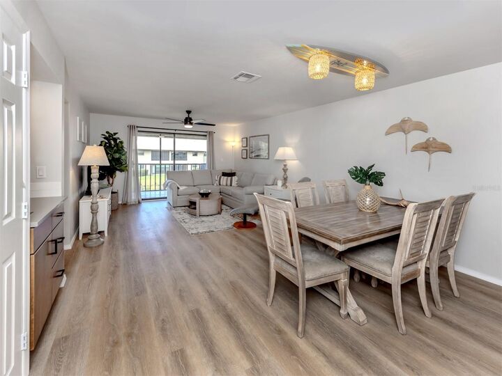 Property Photo: 400 Mission Trail E D FL 34285