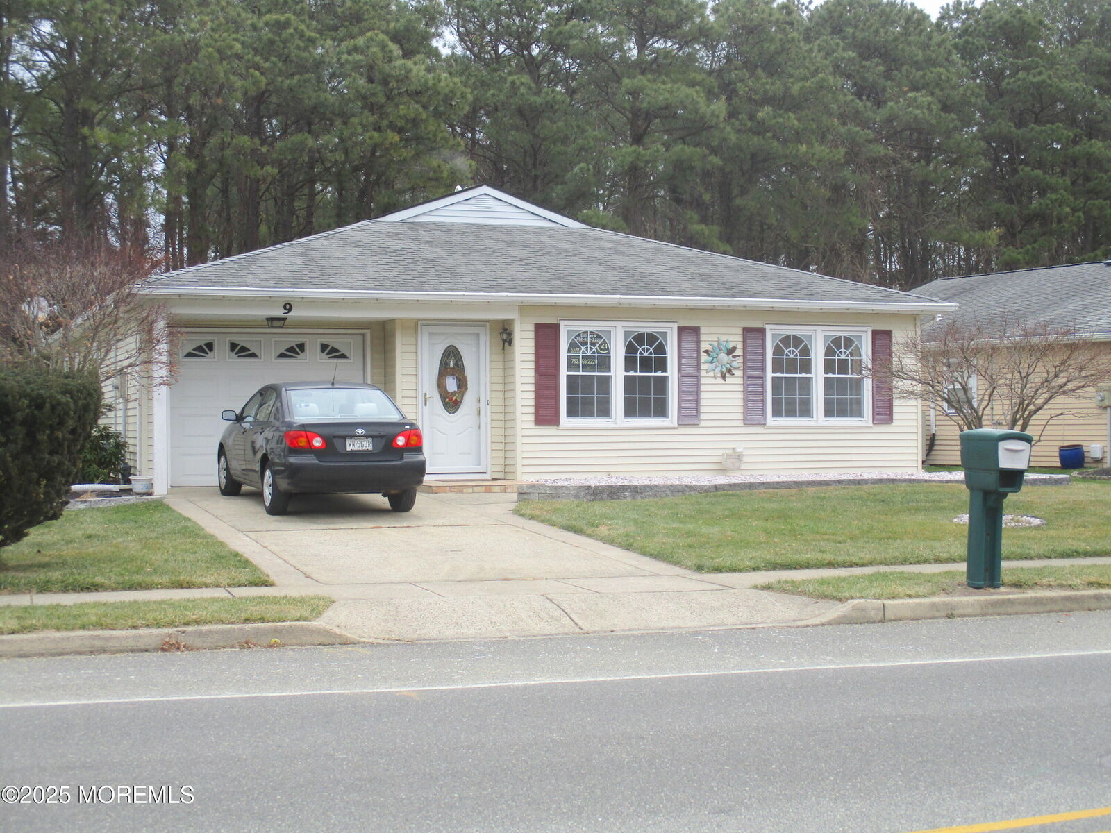 Property Photo:  9 Lions Head Boulevard S  NJ 08723 