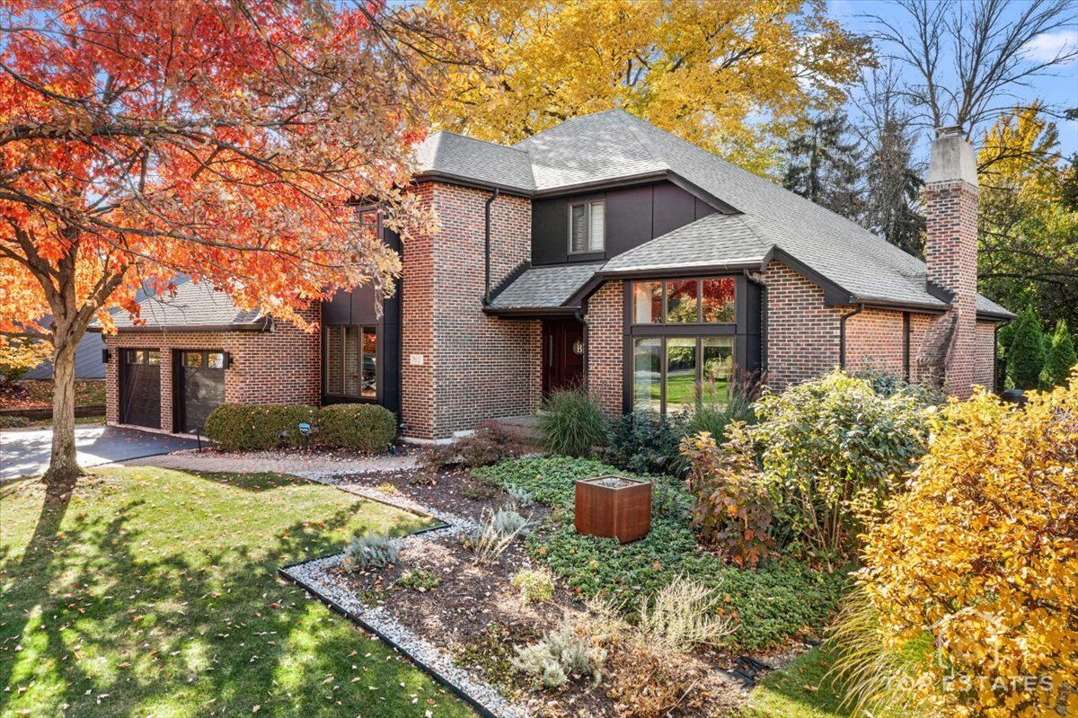 Property Photo:  7612 Ridgewood Lane  IL 60527 