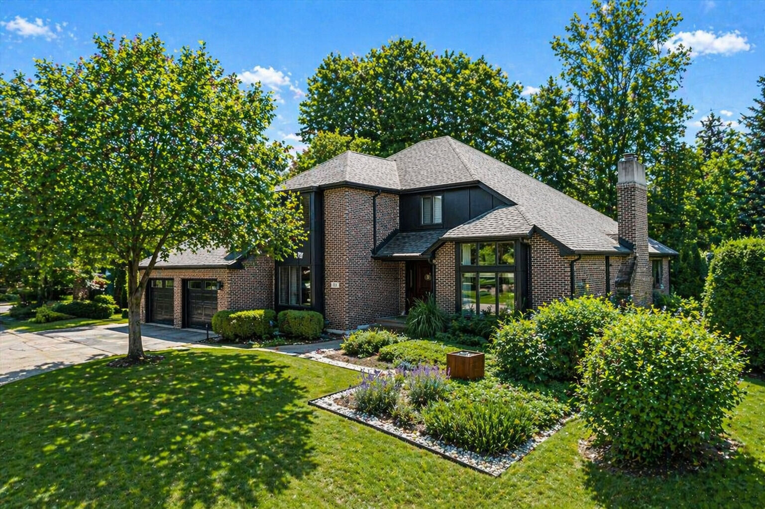 Property Photo:  7612 Ridgewood Lane  IL 60527 