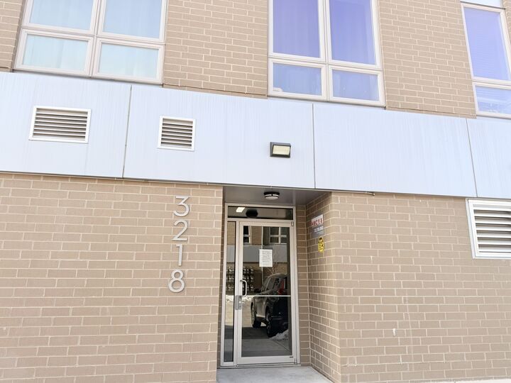 Property Photo:  3218 S Archer Avenue 201  IL 60608 