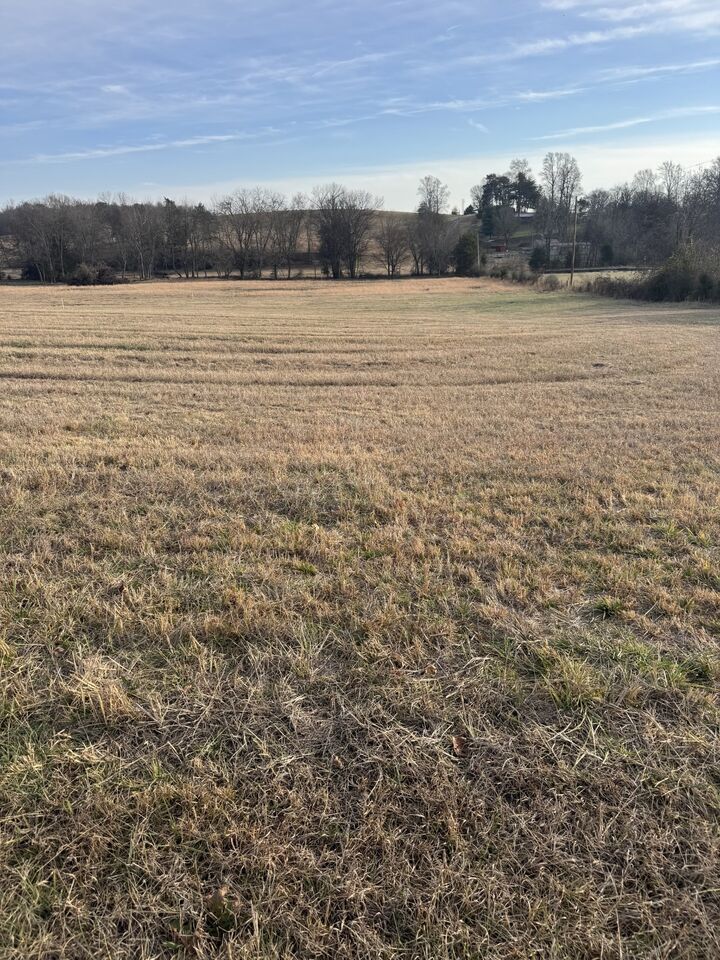 Property Photo:  23 Clay County Hwy  TN 38575 