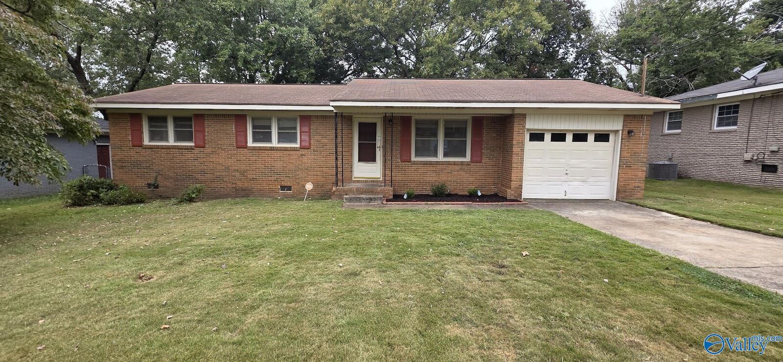 Property Photo: 3313 Teton Drive AL 35810