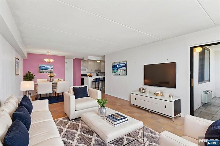 Property Photo:  250 Gorge Road 18K  NJ 07010 