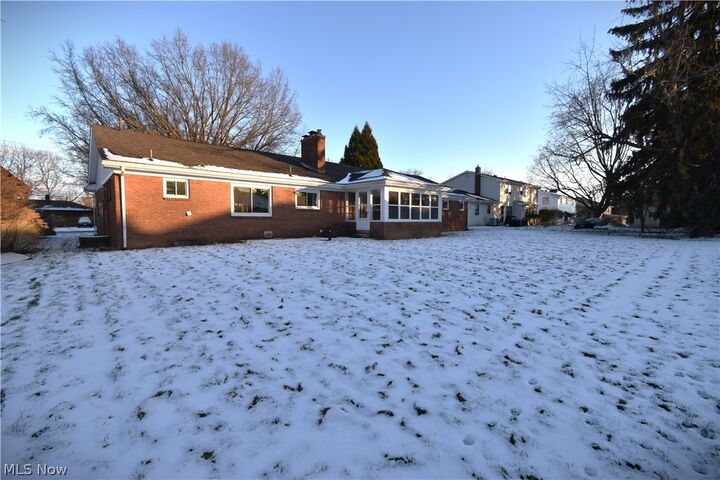 Property Photo:  2930 Biscayne Avenue  OH 44505 