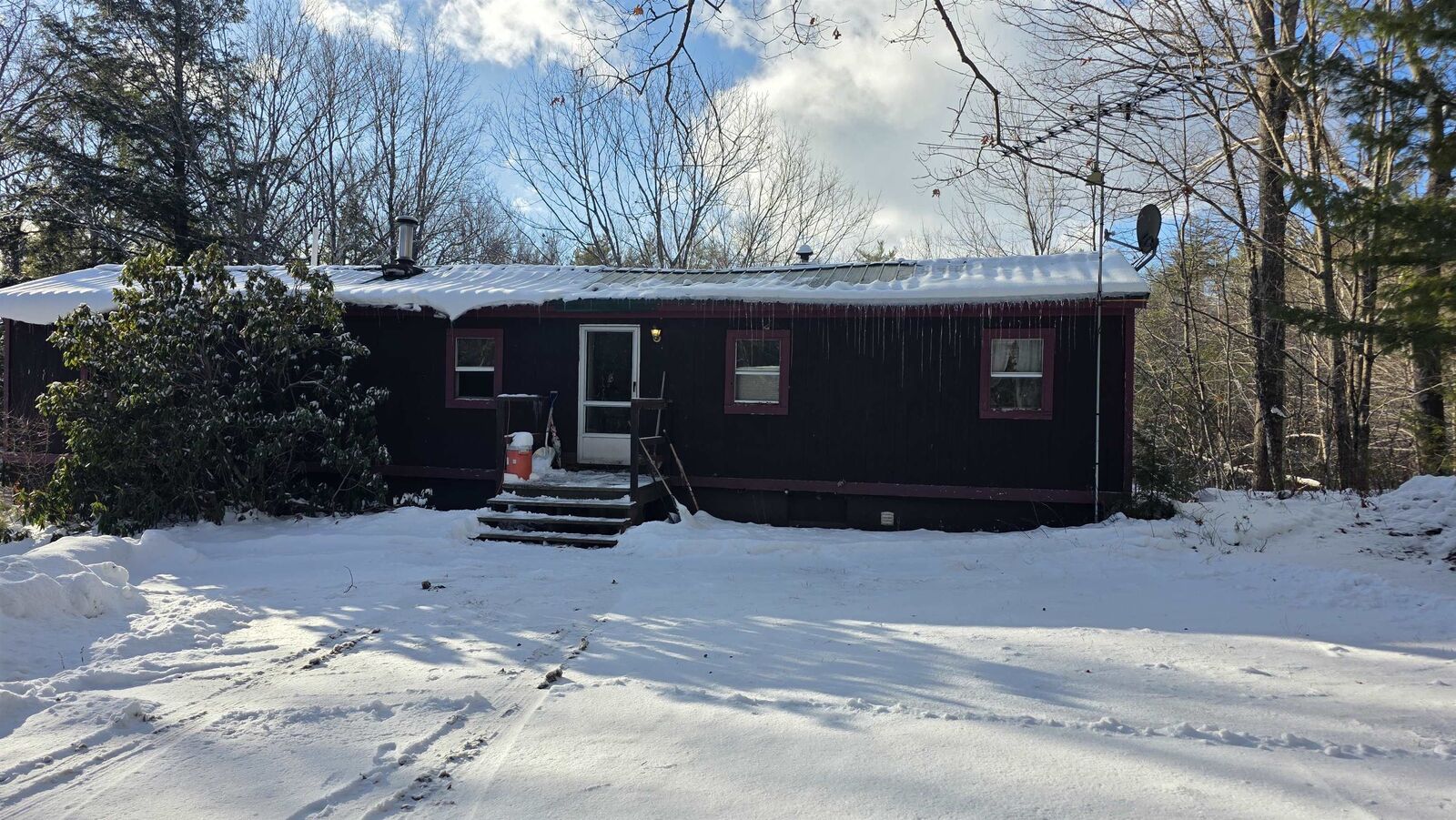 Property Photo: 468 Province Road NH 03220