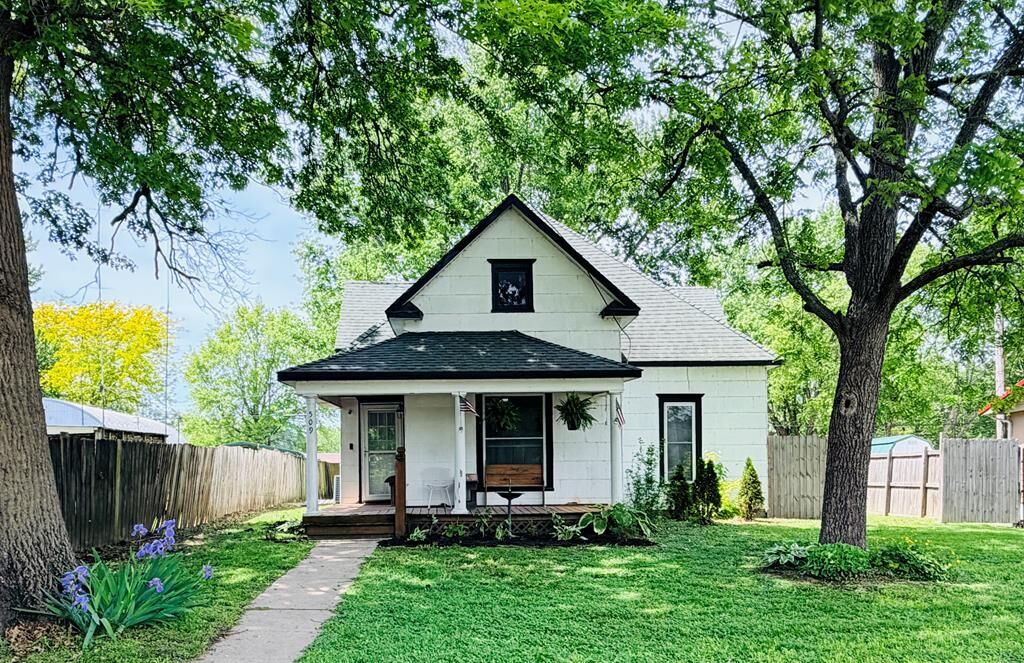 Property Photo: 509 Harris Avenue MO 64624