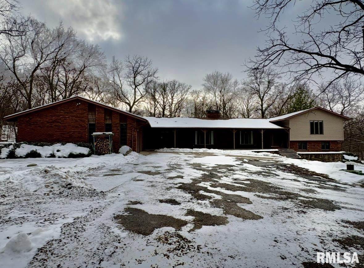 Property Photo: 9445 McNabb Blacktop Road IL 61327