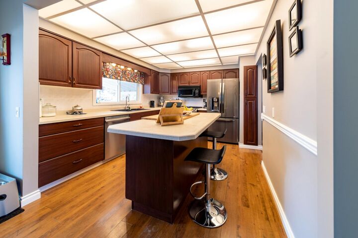 Property Photo: 517 2 Street Crescent AB T9W 1A8