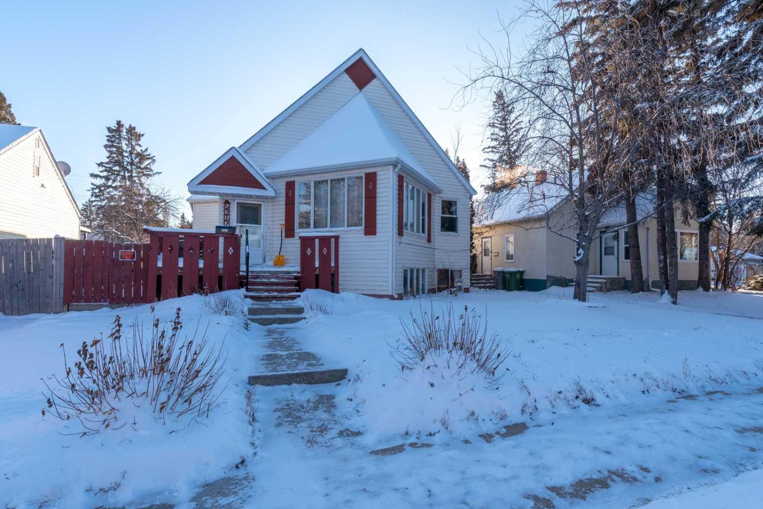 Property Photo: 5317 49 Street AB T9V 0K8