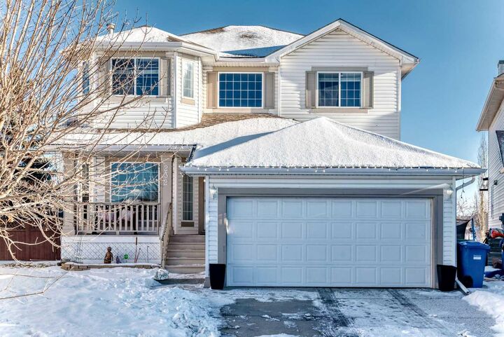 232 Coral Keys Place NE  Calgary AB T3J 3W8 photo