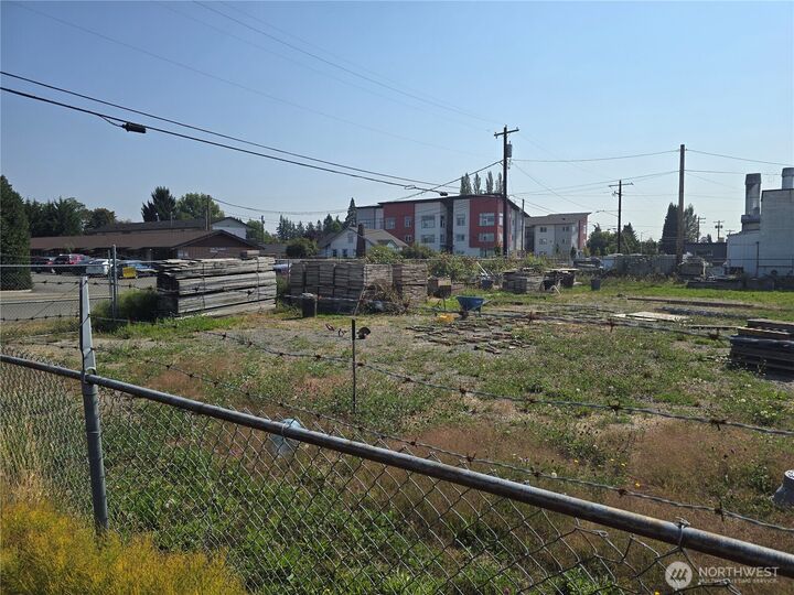 Property Photo:  1500  Xx Columbia Avenue  WA 98270 