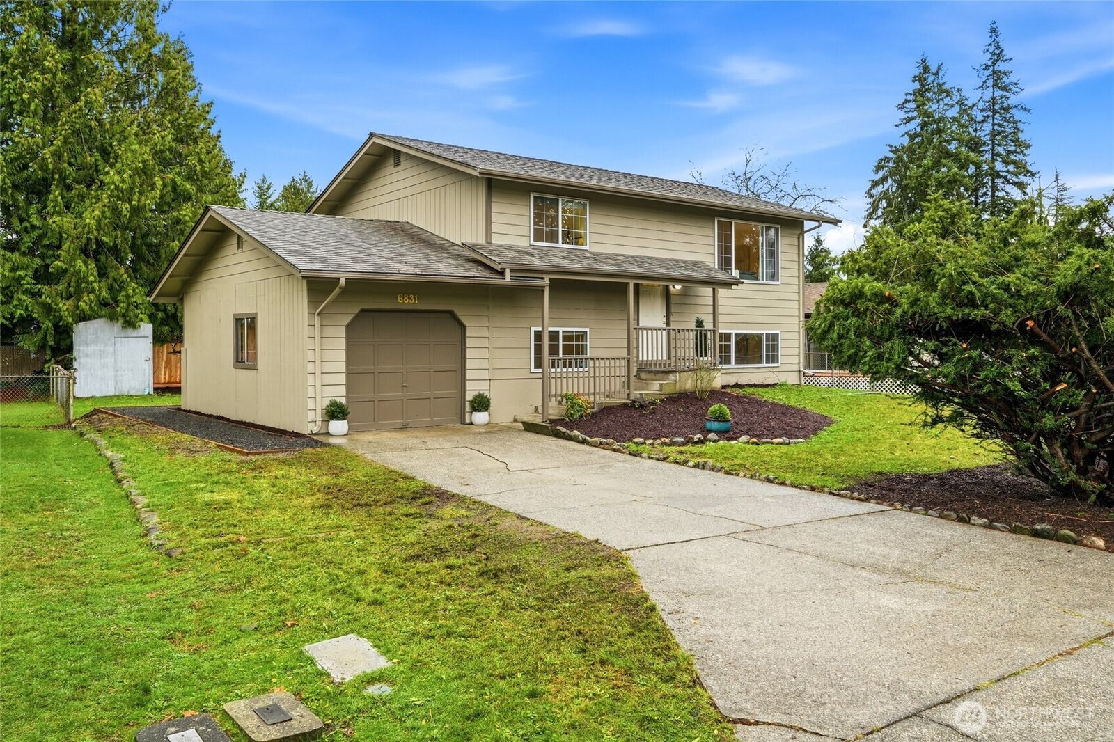 Property Photo:  6831  19th Drive NE  WA 98271 