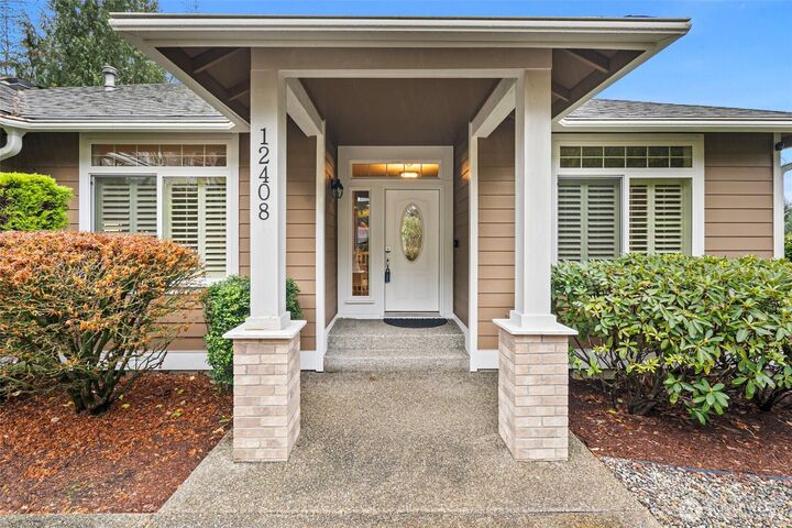 Property Photo: 12408 58th Avenue WA 98332