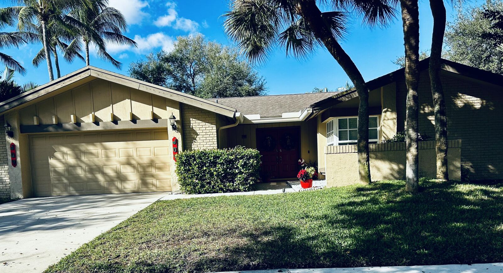 Property Photo:  3099 NW 25th Terrace  FL 33434 