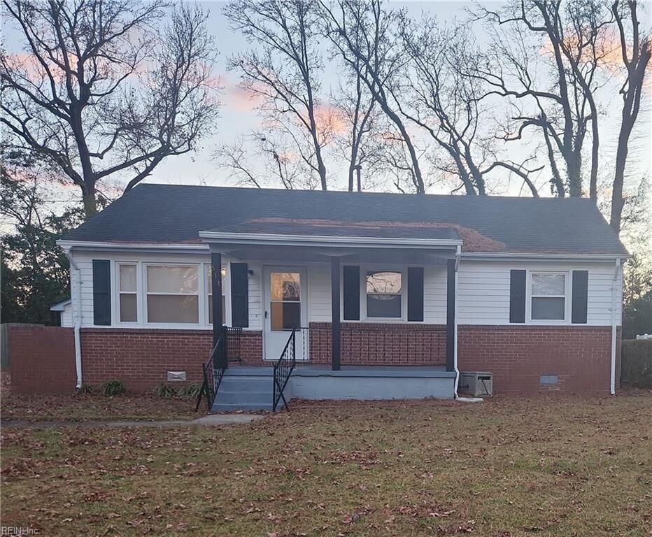 Property Photo:  511 Delham Rd  VA 23701 