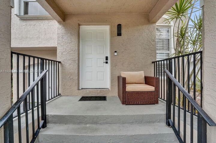 Property Photo: 805 NW 98th Ave FL 33324