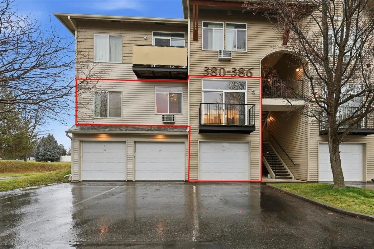 Property Photo:  22855 E Country Vista Dr #381  WA 99019 