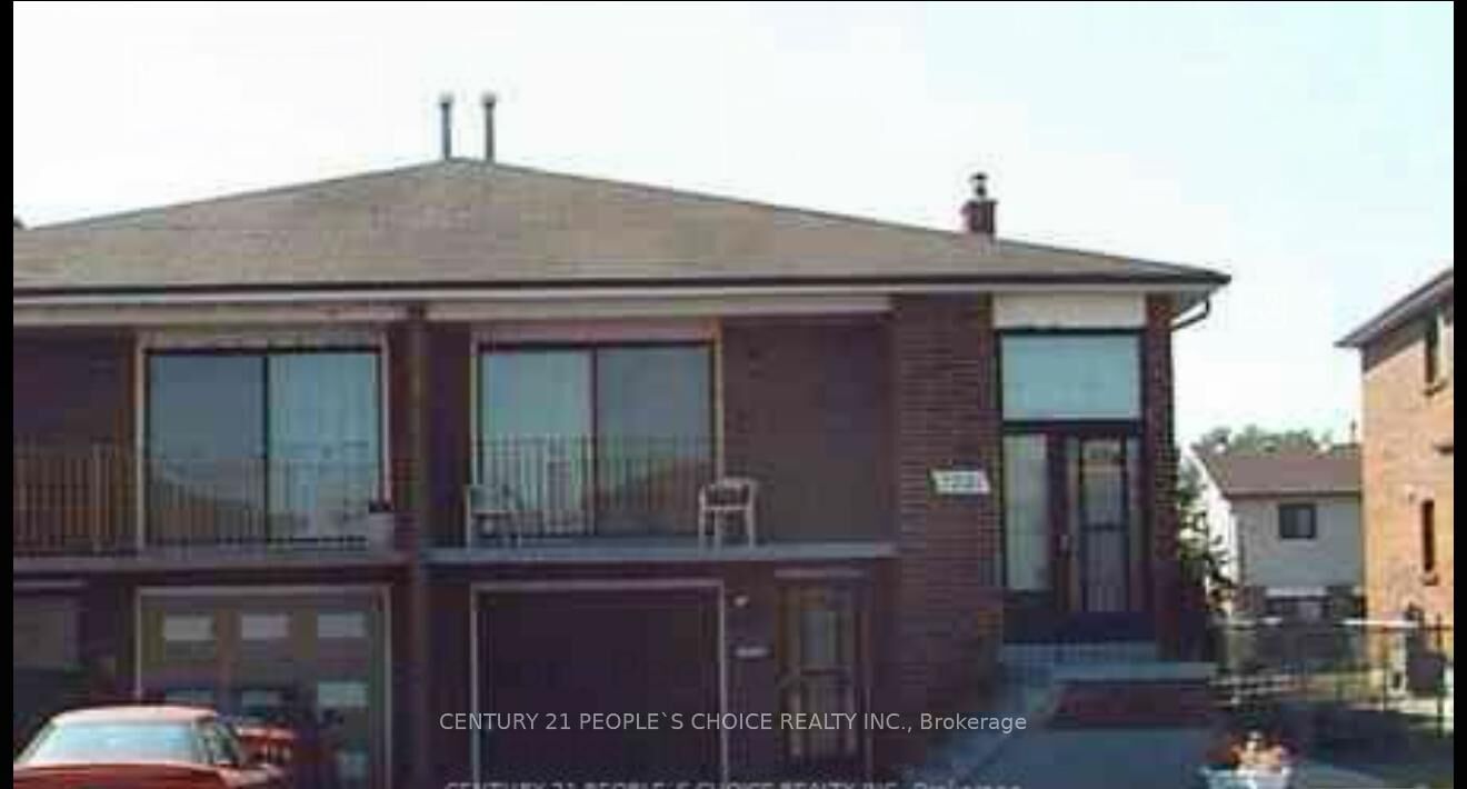 Property Photo:  7221 Sigsbee Drive  ON L4T 3L6 