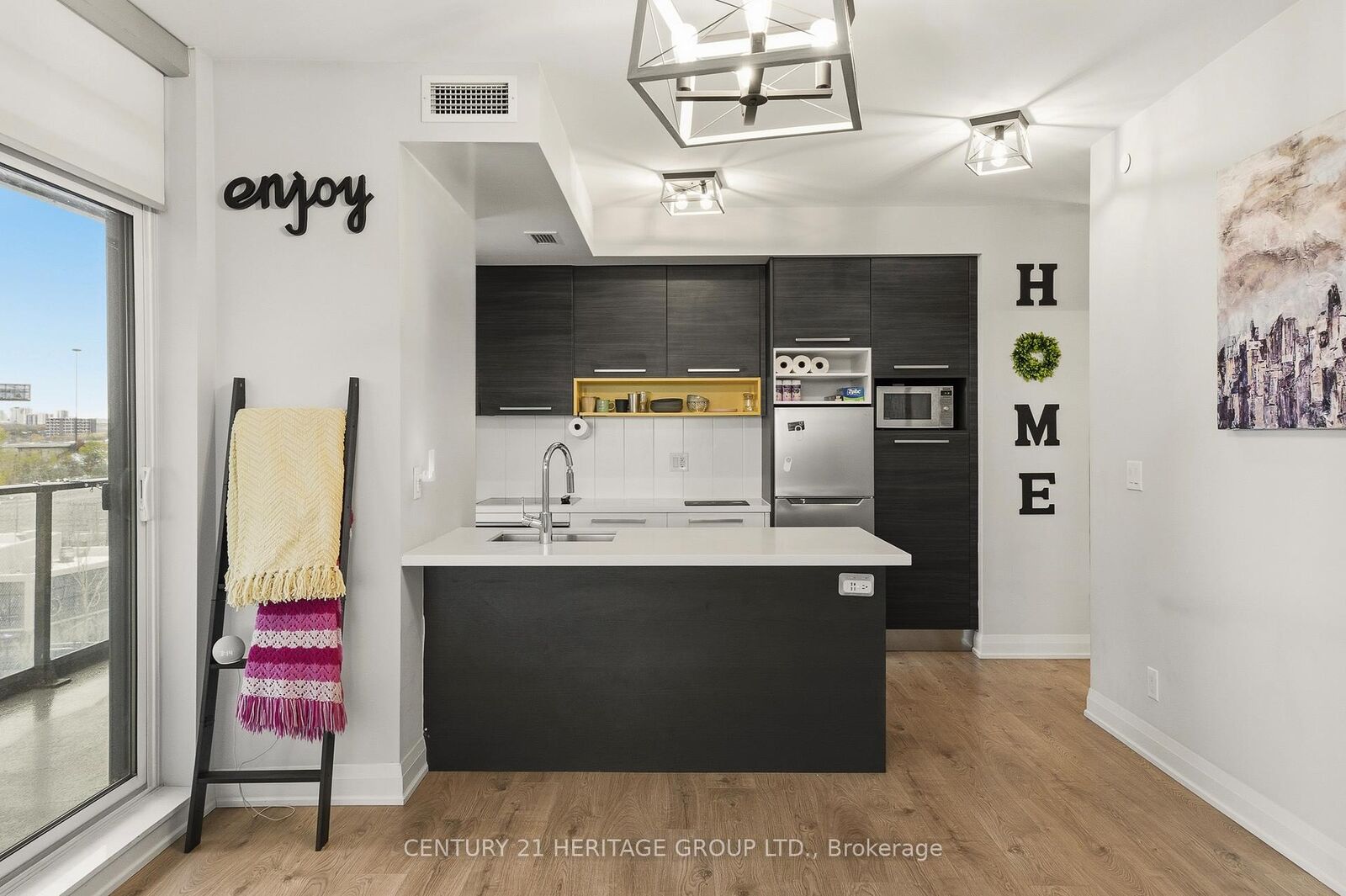 Property Photo:  36 Park Lawn Road 605  ON M8V 0E5 