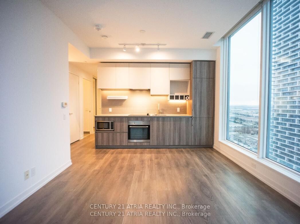 Property Photo:  5 Buttermill Avenue 2903  ON L4K 0J5 