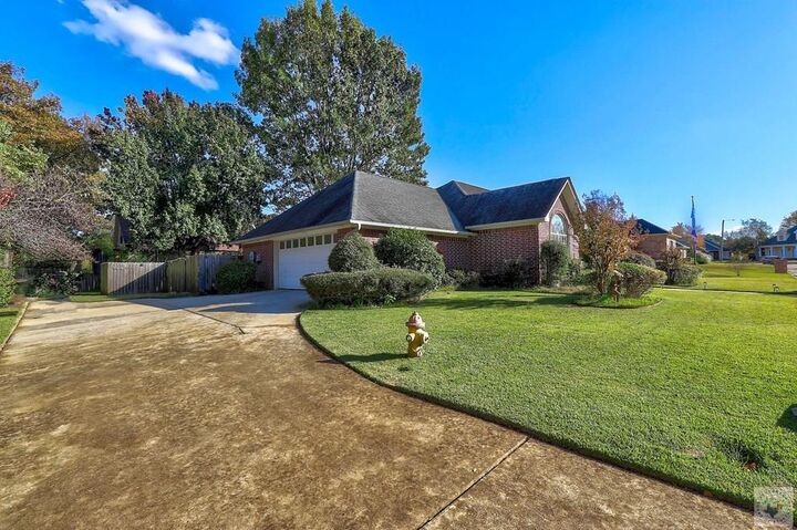 Property Photo:  16 Dogwood Place  TX 75503 