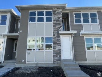 Property Photo: 1337 E 1670 N 817 UT 84651