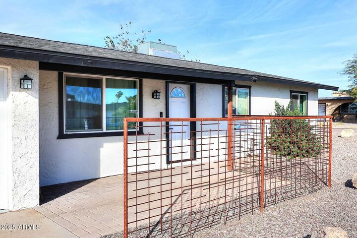 Property Photo:  902 N 96th Street  AZ 85207 