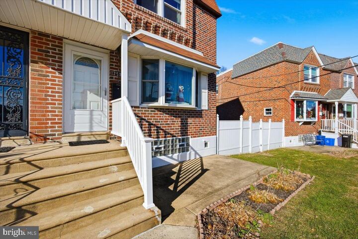 Property Photo:  12530 Nanton Drive  PA 19154 