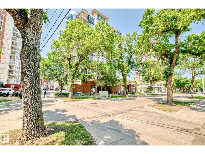 Photo de la propriété:  #404 10028 119 St NW  AB T5K 1Y8 